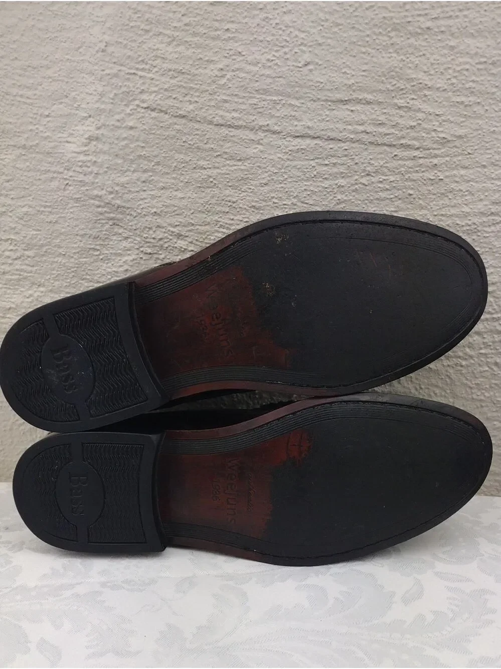 Bass Weejuns Rooney Wine Polished Leather Hand Stitched Upper Penny Loafer Shoe